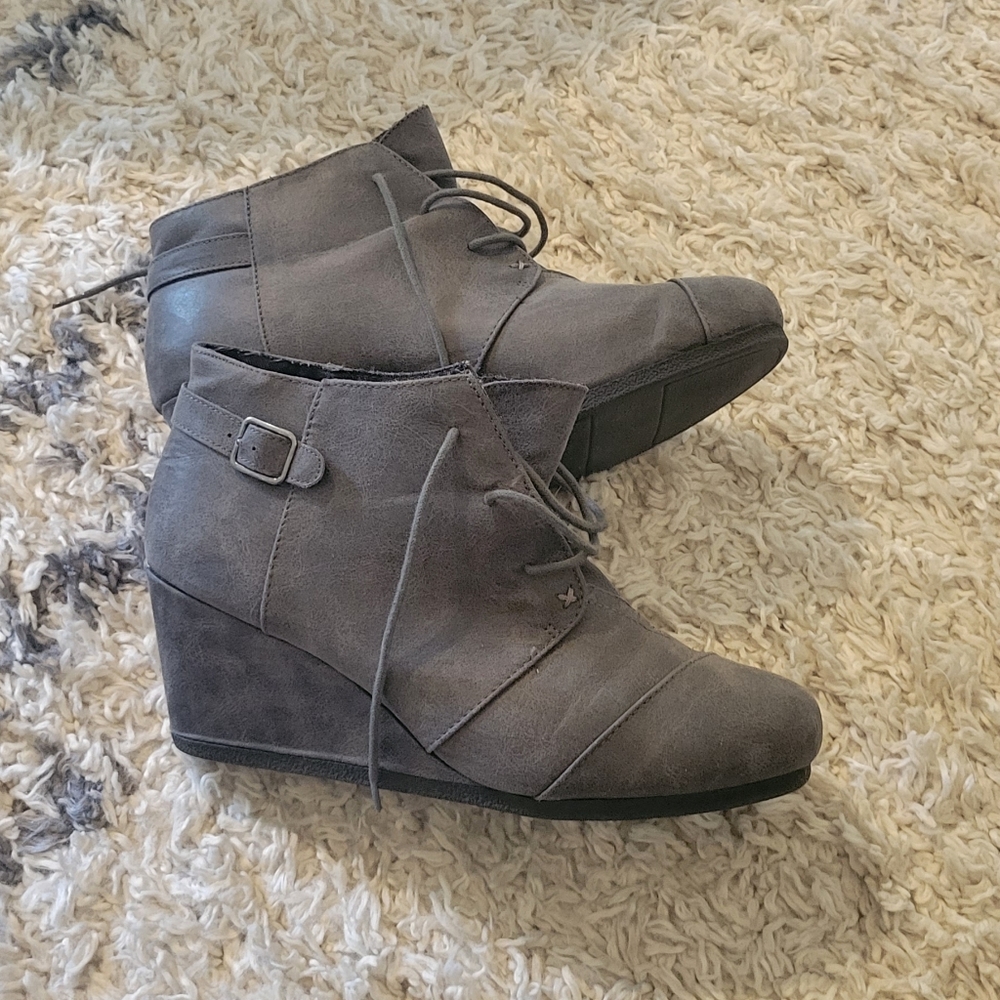 Maurices wedge